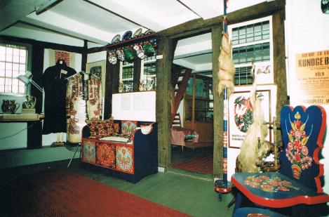 Blick in die Heimatstube der Siebenbürgen Sachsen im Museum im Bügeleisenhaus. Foto: Heimatverein Hattingen/Ruhr
